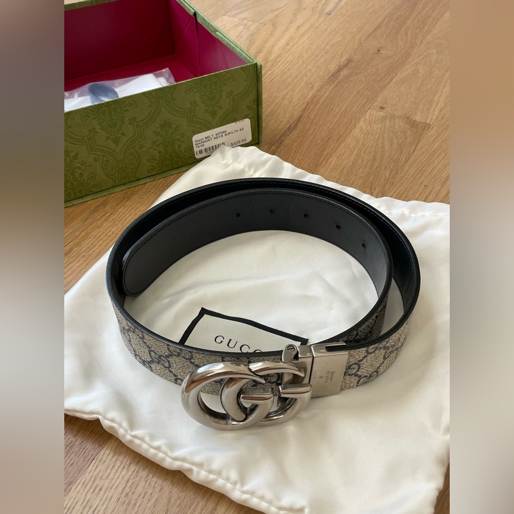GUCCI GG Marmont reversible belt in beige and blue GG Supreme - Picture 2 of 12